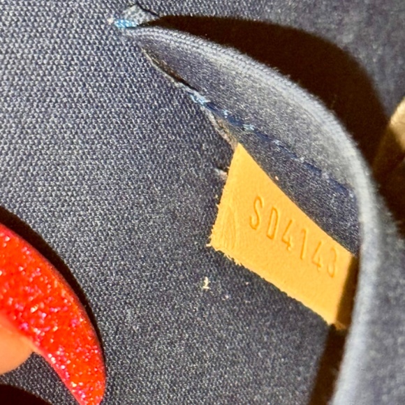 Louis Vuitton Monogram Vernis ALMA PM - Big Blue - Picture 4 of 16